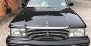 Toyota Crown 1992 - Chính chủ bán Toyota Crown đời 1992, màu đen giá 175 triệu tại Vĩnh Long