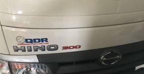 Hino 300 Series 2016 - Cần bán lại xe Hino 300 Series sản xuất năm 2016, màu trắng, giá cạnh tranh giá 580 triệu tại Bình Dương
