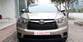 Toyota Highlander LE 2014 - Cần bán Toyota Highlander LE đời 2014, màu vàng, xe nhập giá 1 tỷ 750 tr tại Hà Nội