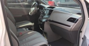 Toyota Sienna Limited 2011 - Cần bán Toyota Sienna Limited 2011, màu trắng, xe nhập giá 1 tỷ 950 tr tại Tp.HCM