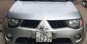 Mitsubishi Triton GLS 4x4 MT 2007 - Bán Mitsubishi Triton GLS 4x4 MT sản xuất 2007, màu bạc, nhập khẩu nguyên chiếc  giá 235 triệu tại Hải Dương