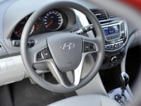 Hyundai Accent Blu 2015 - Bán Hyundai Accent Blu sản xuất 2015, màu trắng, nhập khẩu nguyên chiếc giá cạnh tranh giá 520 triệu tại Lào Cai