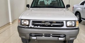 Toyota Hilux 2000 - Bán Toyota Hilux đời 2000, màu trắng, nhập khẩu nguyên chiếc, giá 215tr giá 215 triệu tại Phú Thọ