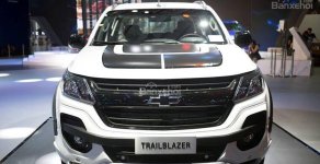 Chevrolet Trailblazer 2.5 MT 2018 - Bán Chevrolet Trailblazer mới 2018 7 chỗ, giảm đến 80tr tiền mặt, mua trả góp với 200tr, bao hồ sơ khó. LH 0908.937.238 giá 859 triệu tại Tp.HCM
