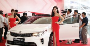 Kia Optima 2018 - Bán ô tô Kia Optima 2018, màu trắng, giá tốt giá 881 triệu tại Đà Nẵng