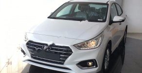 Hyundai Accent 1.4 AT 2018 - Bán xe Hyundai Accent 1.4 AT đời 2018, màu trắng giá 425 triệu tại Bình Thuận  