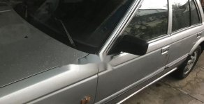 Nissan Bluebird 1988 - Bán Nissan Bluebird năm sản xuất 1988, màu bạc giá 60 triệu tại Vĩnh Long