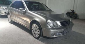 Mercedes-Benz C class C180 2004 - Cần bán xe Mercedes C180 sản xuất 2004, màu bạc xe gia đình, giá tốt giá 225 triệu tại Đồng Tháp
