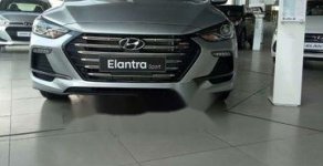 Hyundai Elantra  Sport 2018 - Bán Hyundai Elantra Sport sản xuất năm 2018, màu bạc, giá 739tr giá 739 triệu tại Cà Mau