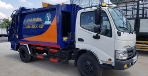 Xe tải 1250kg 2018 - Bán trả góp xe ép rác Hino 6 khối giá 940 triệu tại Bình Dương