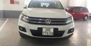Volkswagen Tiguan 2.0 turbo 2016 - Bán xe lướt công ty, Volkswagen Tiguan đời 2016 màu trắng, giá 1 tỷ 200 triệu, xe nhập giá 1 tỷ 200 tr tại Hà Nội