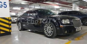 Chrysler 300M 2010 - Bán xe Chrysler 300M sản xuất 2010, màu đen, xe nhập giá 950 triệu tại Hà Nội