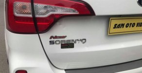 Kia Sorento GAT 2015 - Bán Kia Sorento GAT năm sản xuất 2015, màu trắng giá 715 triệu tại Hà Nội