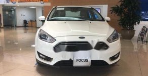 Ford Focus 2018 - Cần bán Ford Focus đời 2018, màu trắng, 595tr giá 595 triệu tại Quảng Nam