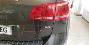 Volkswagen Touareg GP 2017 - Cần bán xe Volkswagen Touareg GP 2017, màu nâu xe nhập giá 2 tỷ 499 tr tại Khánh Hòa