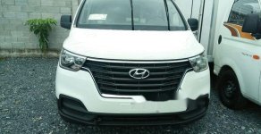 Hyundai Grand Starex 2018 - Cần bán gấp Hyundai Grand Starex năm 2018, màu trắng, nhập khẩu giá 690 triệu tại Tp.HCM