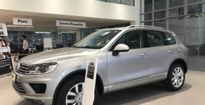 Volkswagen Touareg 2017 - Bán VW Touareg SUV giá tốt nhất toàn quốc, hỗ trợ vay 85% - 090.364.3659 giá 2 tỷ 499 tr tại Tp.HCM