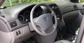 Toyota Sienna LE 2005 - Bán Toyota Sienna LE năm sản xuất 2005, màu xám (ghi), nhập khẩu nguyên chiếc, 515 triệu giá 515 triệu tại Tp.HCM