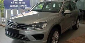 Volkswagen Touareg 2014 - Bán Volkswagen Touareg sản xuất năm 2014, màu bạc, xe nhập giá 2 tỷ 499 tr tại Khánh Hòa
