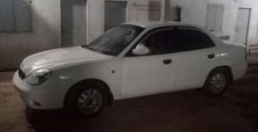 Daewoo Nubira   2001 - Cần bán lại xe Daewoo Nubira đời 2001, màu trắng giá 120 triệu tại Long An