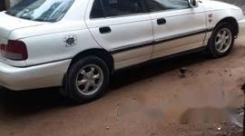 Hyundai Elantra 1994 - Bán Hyundai Elantra đời 1994, màu trắng, số sàn giá 87 triệu tại Tp.HCM