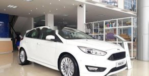 Ford Focus  Trend   2018 - Cần bán Ford Focus Trend đời 2018, màu trắng giá 565 triệu tại Quảng Trị