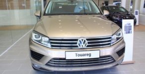 Volkswagen Touareg 3.6L FSI V6 2018 - Bán Volkswagen Touareg 3.6L FSI V6, nhập khẩu mới chính hãng, hỗ trợ vay 80%. Hotline: 0933 365 188 giá 2 tỷ 499 tr tại Tp.HCM