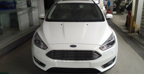 Ford Focus Titanium 2018 - Bán xe Ford Focus Titanium 2018 đủ màu trắng, đỏ, xám, đen giá tốt giao xe tại Vĩnh Phúc, LH 0941921742 giá 710 triệu tại Vĩnh Phúc