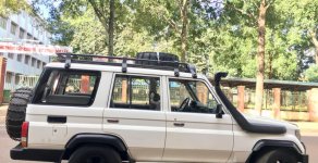 Toyota Land Cruiser 1991 - Bán ô tô Toyota Land Cruiser đời 1991 xe máy dầu đi rất tiết kiệm, màu trắng, xe độ cực kỳ phong cách giá 300 triệu tại Đắk Lắk