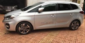 Kia Rondo 2.0 GAT 2017 - Cần bán lại xe Kia Rondo 2.0 GAT đời 2017, màu xá, bạc như mới, 599.999tr giá 600 triệu tại Bình Phước