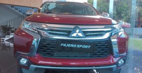 Mitsubishi Pajero Sport AT 2018 - Cần bán Mitsubishi Pajero Sport AT phiên bản máy dầu đầu tiên năm 2018, màu đỏ, xe nhập khẩu nguyên chiếc Thái Lan giá 1 tỷ 62 tr tại Nghệ An