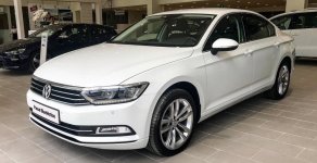 Volkswagen Passat 2018 - Giảm mạnh 100 triệu cho  Passat và Polo giá 1 tỷ 350 tr tại Khánh Hòa