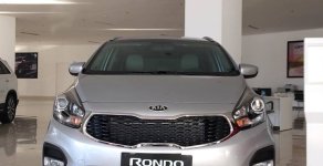 Kia Rondo GMT 2018 - Bán Kia Rondo 2018, trả trước 190 triệu, hỗ trợ vay đến 80% giá trị xe, liên hệ 0979.508.434 gặp Vinh giá 609 triệu tại Tây Ninh