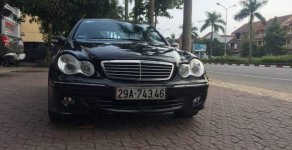 Mercedes-Benz C class C240 2004 - Bán Mercedes C240 năm 2004, màu đen giá cạnh tranh giá 260 triệu tại Nghệ An