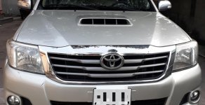 Toyota Hilux E 2014 - Cần bán xe Toyota Hilux E sản xuất 2014, màu bạc, nhập khẩu giá 495 triệu tại Tp.HCM