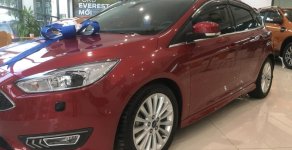Ford Focus Ecoboost 2016 - Bán xe Ford Focus Sport 1.5 Ecoboost màu đỏ Ruby đời 2016 giá 675 triệu tại Tp.HCM