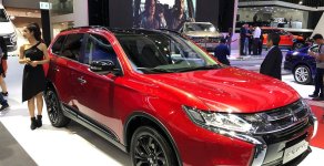 Mitsubishi Outlander CVT Primiump 2018 - Cần bán Mitsubishi Outlander CVT Primiump sản xuất năm 2018, màu đỏ  giá 909 triệu tại Quảng Bình