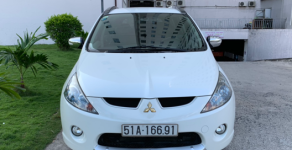 Mitsubishi Grandis 2.4Mivec Limited 2011 - Cần bán xe Mitsubishi Grandis 2.4Mivec Limited 2011, màu trắng giá 665 triệu tại Tp.HCM