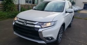 Mitsubishi Outlander 2.0 2018 - Bán xe Mitsubishi Outlander 2.0 giá tốt nhất miền Trung, màu trắng, LH Yến: 0968.660.828 giá 807 triệu tại Nghệ An