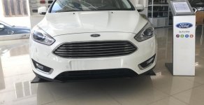 Ford Focus Titanium 2018 - Bán xe Ford Focus Titanium 2018 đủ màu trắng, đỏ, xám, đen giá tốt giao xe tại Bắc Kạn, LH 0989022295 giá 710 triệu tại Bắc Kạn