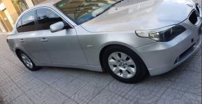 BMW 5 Series 525i 2005 - Chính chủ bán BMW 5 Series 525i năm sản xuất 2005, màu bạc giá 355 triệu tại Tp.HCM