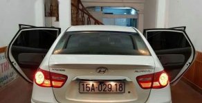 Hyundai Avante  2.0 AT 2011 - Cần bán xe Hyundai Avante 2.0 AT đời 2011, màu trắng  giá 385 triệu tại Hải Dương