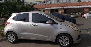 Hyundai i10 2015 - Cần bán xe Hyundai i10 sản xuất năm 2015, màu bạc, xe nhập, giá tốt giá 300 triệu tại Tp.HCM