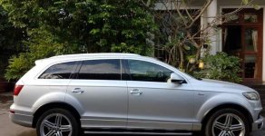 Audi Q7 2011 - Bán Audi Q7 đời 2011, màu bạc  giá 2 tỷ 200 tr tại Tp.HCM