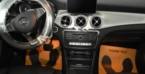 Mercedes-Benz GLA-Class  GLA 200 2017 - Bán ô tô Mercedes GLA 200 sản xuất năm 2017, màu trắng, nhập khẩu nguyên chiếc giá 1 tỷ 619 tr tại Nghệ An