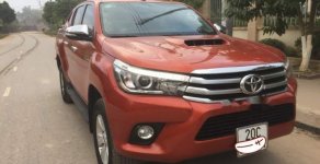 Toyota Hilux 2016 - Cần bán lại xe Toyota Hilux đời 2016, màu đỏ, giá chỉ 725 triệu giá 725 triệu tại Thái Nguyên