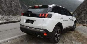 Peugeot 3008 2018 - Cần bán gấp Peugeot 3008 sản xuất năm 2018, màu trắng số tự động giá 1 tỷ 199 tr tại Nghệ An