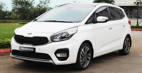 Kia Rondo 2.0 MT 2019 - Bán Kia Rondo 2.0 MT sản xuất năm 2019, trả trước 190 triệu lấy xe về nhà giá 609 triệu tại TT - Huế