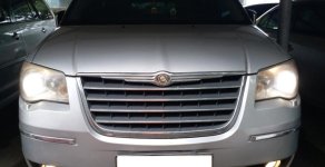 Chrysler Grand Voyager 3.8 Limited 2010 - Bán Chrysler Grand Voyager Limited 3.8 máy xăng, màu bạc, sản xuất 2010 đăng ký 2012 giá 111 triệu tại Hà Nội