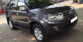 Toyota Fortuner V 2009 - Bán Toyota Fortuner V năm sản xuất 2009, ít sử dụng, giá tốt giá 495 triệu tại Tp.HCM